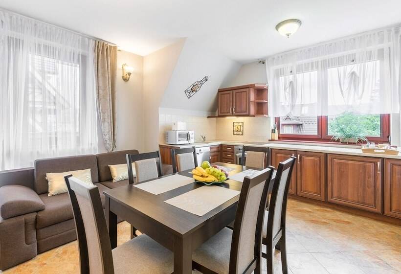 آپارتمان 1 خوابه با بالکن, Apartamenty Apartart Zakopane