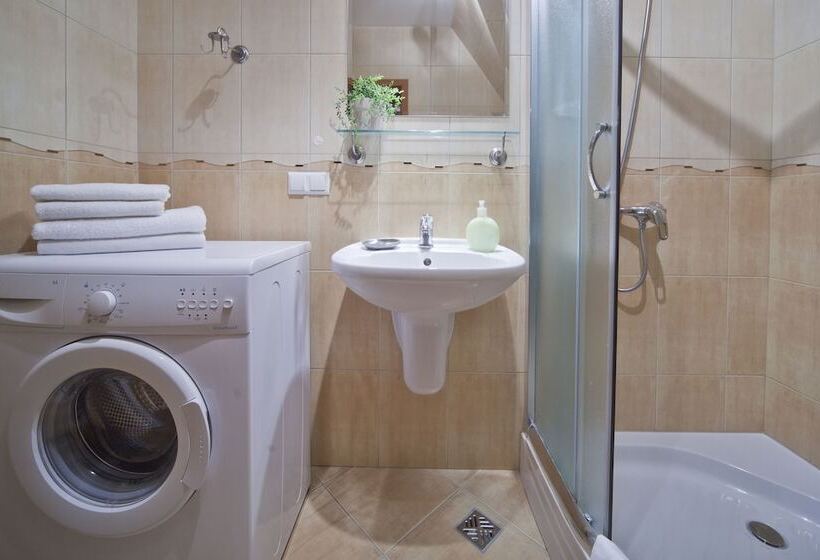 آپارتمان 1 خوابه با بالکن, Apartamenty Apartart Zakopane