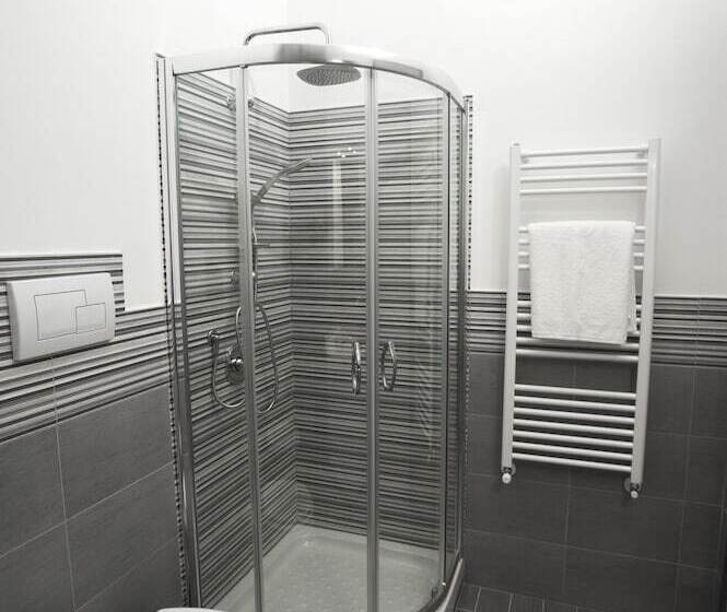 스탠다드 트리플 룸, B&b Del Centro E Spa