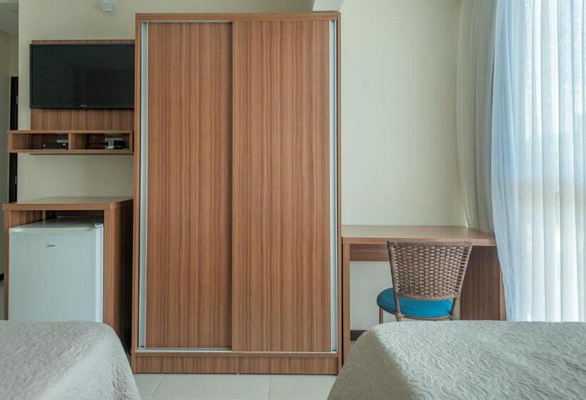 豪华三人间, Residencial Onda Azul