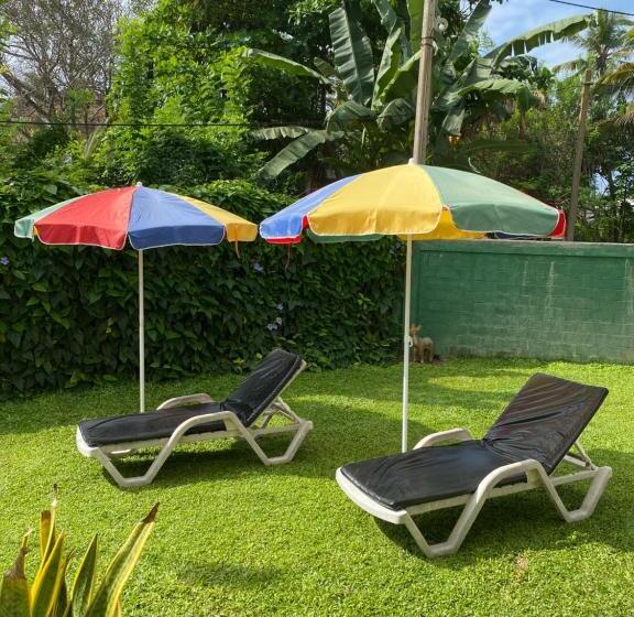Quarto Triplo Deluxe, Athithi Villa
