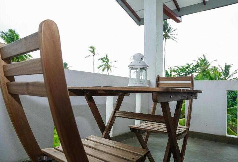 Quarto Estandar com Sacada, Athithi Villa