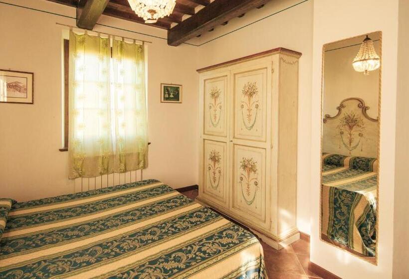 آپارتمان 1 خوابه با چشم‌انداز استخر, Agriturismo Il Borgo