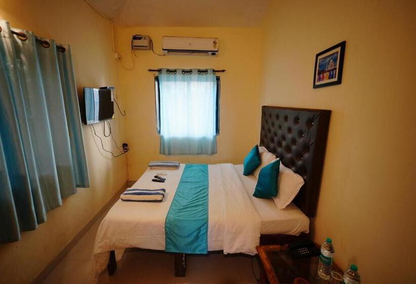 经济房, Sunset & Waves Resort