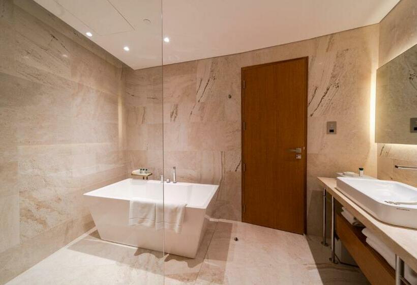Suite with Hot Tub, Five Jumeirah Village