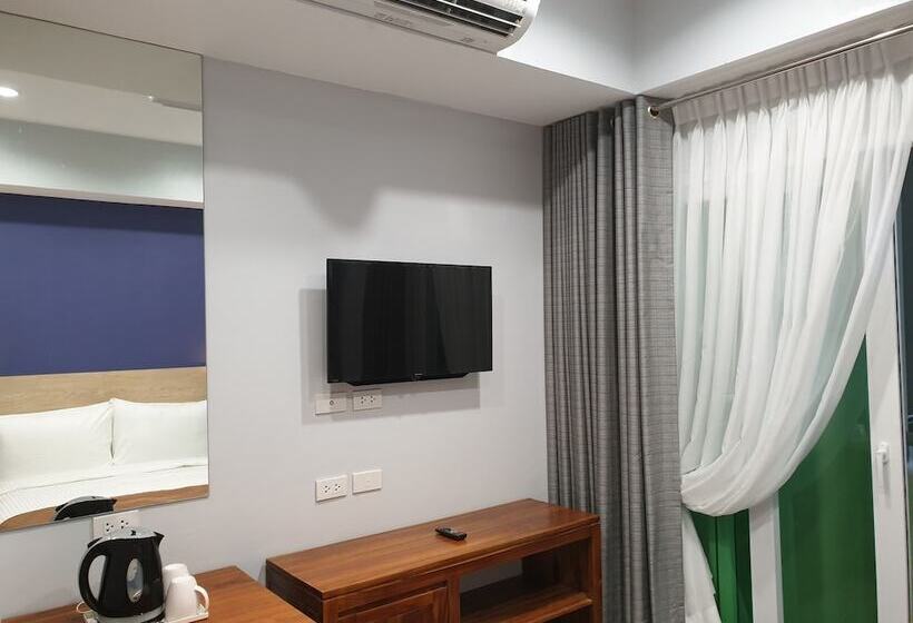 اتاق سوپریور, Leez Inn Makati