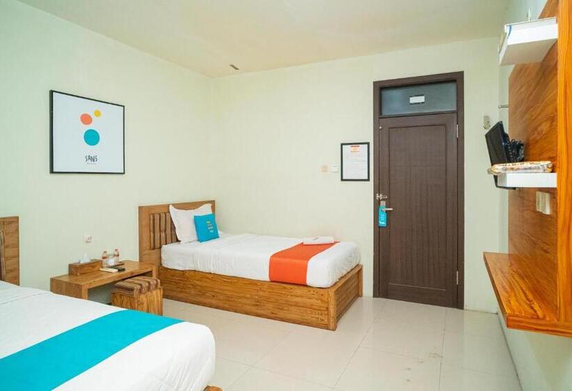 Номер Superior, Sans Hotel Zam Zam Syariah Palangkaraya
