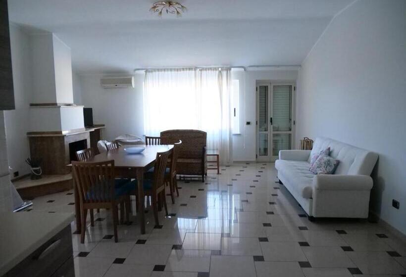Апартаменты 1 Спальня с Террасой, Grand Hostel Calabria