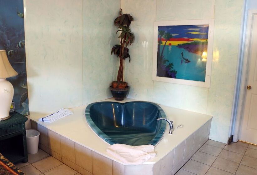 Люкс с гидромассажем, Bed Ford Inn