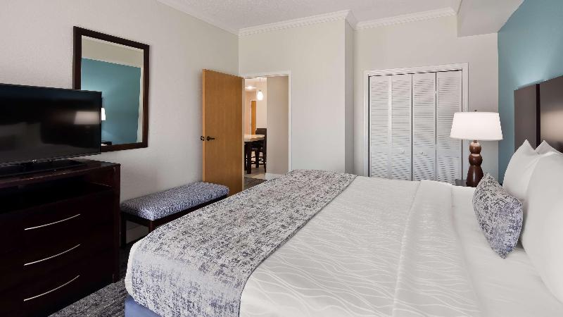 스위트 킹사이즈 침대, Best Western Plus Ambassador Suites