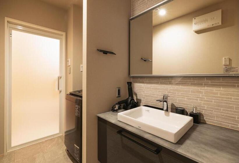 Quarto Estandar, Grand Base Iolani
