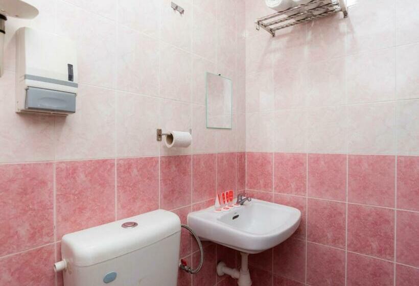 Номер Deluxe Кровать Кинг, Oyo 44036  De Perdana Hill