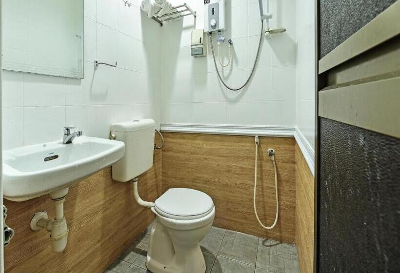Family Suite, Oyo 44036  De Perdana Hill