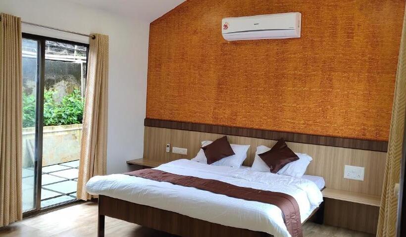 کابین, Green Velvet Resort Near Pawna Lake