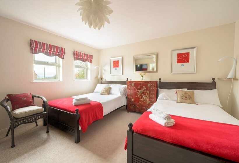 اتاق لوکس, Willow House Bed & Breakfast And Orchard Studios Self Catering