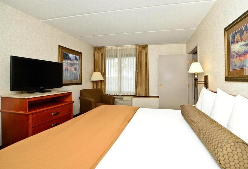 Люкс 2 Спальни, Ramada By Wyndham Plymouth Hotel & Conference Center