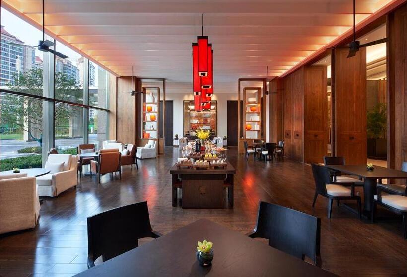 اتاق کلاب, Hyatt Regency Zhuzhou