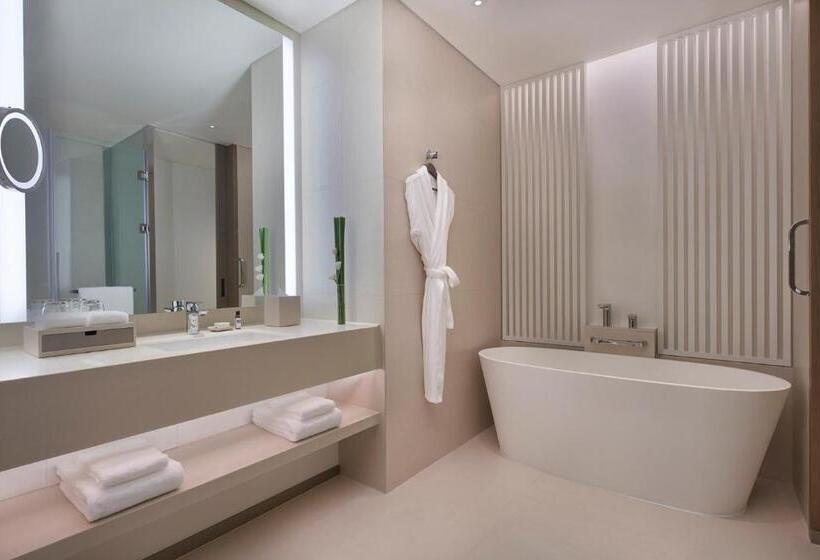 Club Room King Bed, Hyatt Regency Zhuzhou