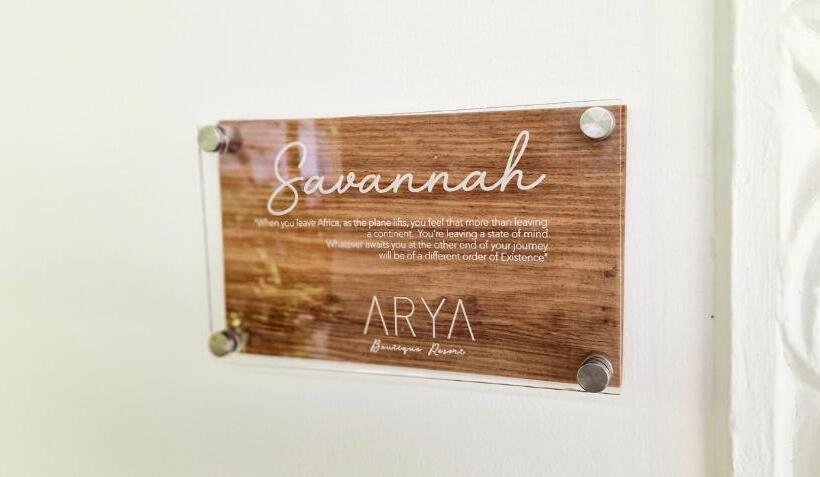 سوییت لوکس, Arya Boutique Resort