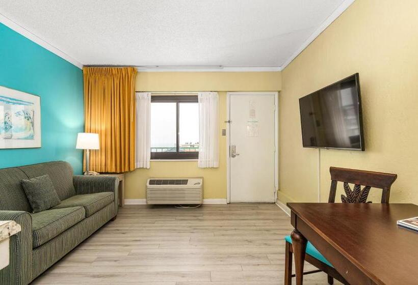 سوئیت با بالکن, Cayman Suites
