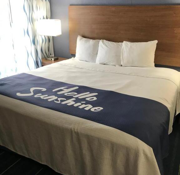 带大床的标准间, Days Inn By Wyndham Panama City