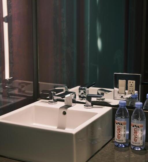 Номер Deluxe Кровать Кинг, Sirtaj   Beverly Hills