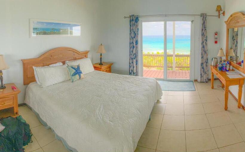 اتاق لوکس با بالکن و چشم‌انداز دریا, St Francis Resort