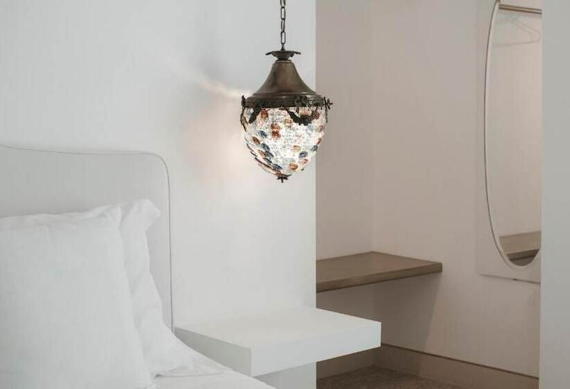 اتاق لوکس, Relais Carlo Alberto