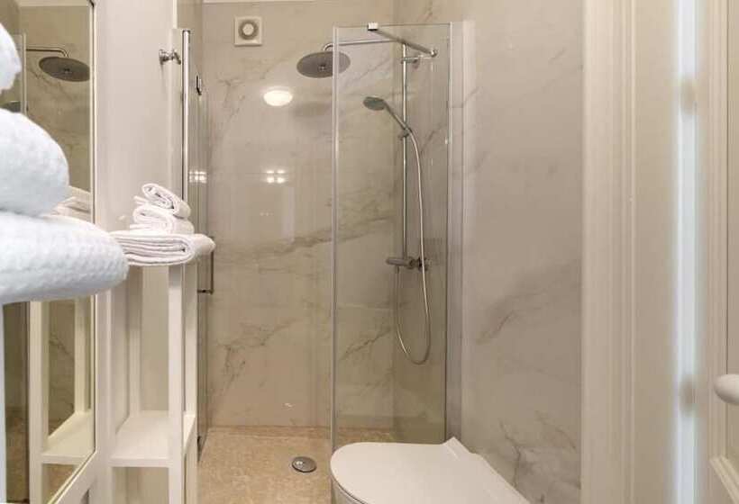 اتاق سوپریور, Relais Carlo Alberto