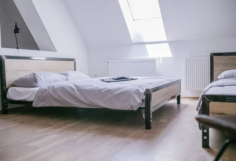 اتاق استاندارد چهار تخته, Schöndorf Hostel   Virtual Reception