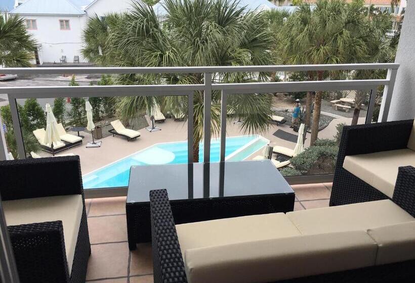 استودیوی لوکس, The All New Grace Bay Suites