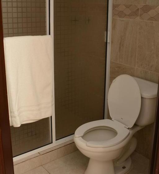 Quarto Estandar, Durazno Inn