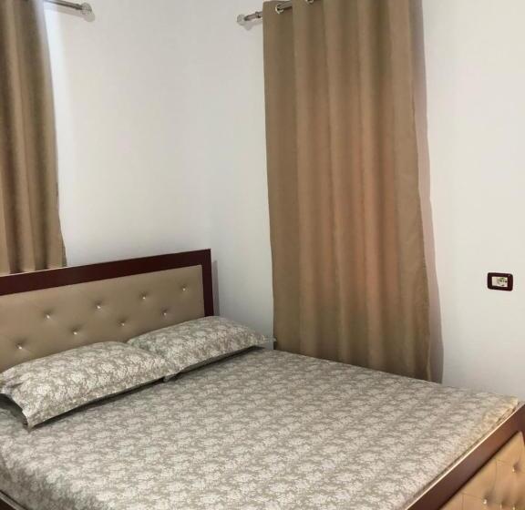 싱글 디럭스 룸, Guest House Murati