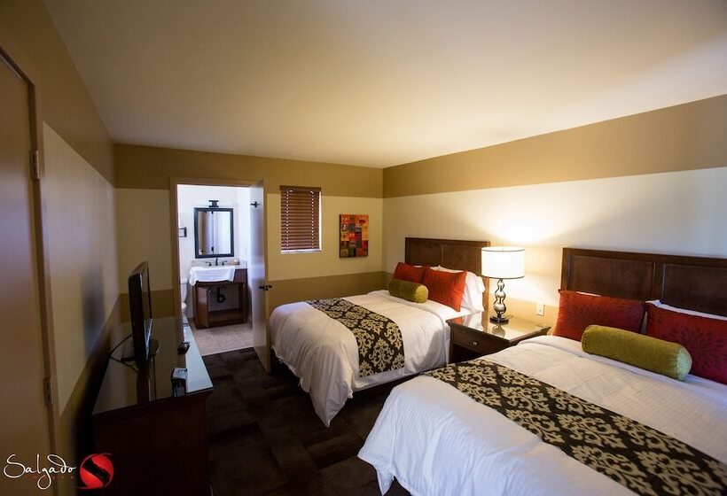 Номер Стандарт 2 Двуспальные Кровати, Carlton Oaks Lodge, Ascend Hotel Collection