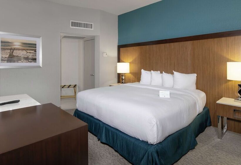 스탠다드 룸 더블 침대, Doubletree By Hilton Hotel Jacksonville Airport