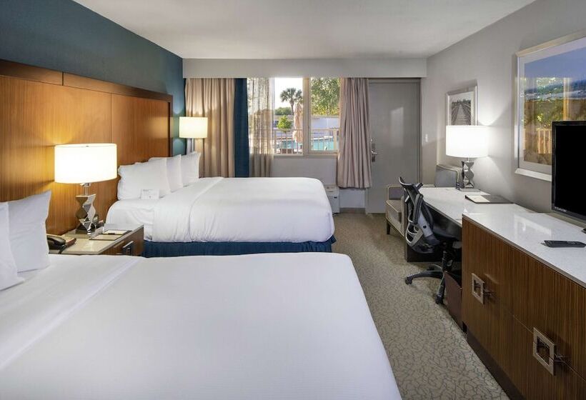Quarto Estandar 2 Camas Casal, Doubletree By Hilton Hotel Jacksonville Airport