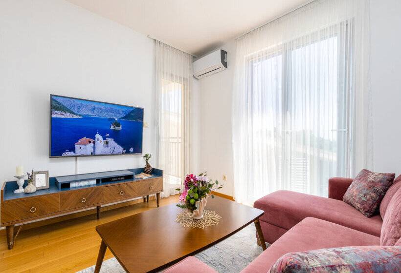 آپارتمان 1 خوابه, Apart Hotel Ms Katunjanin