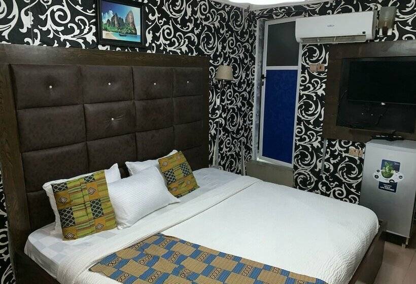 سوییت, Tega Suites