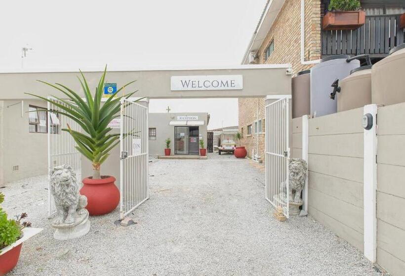 Семейный Номер, Royal Palms Guest House