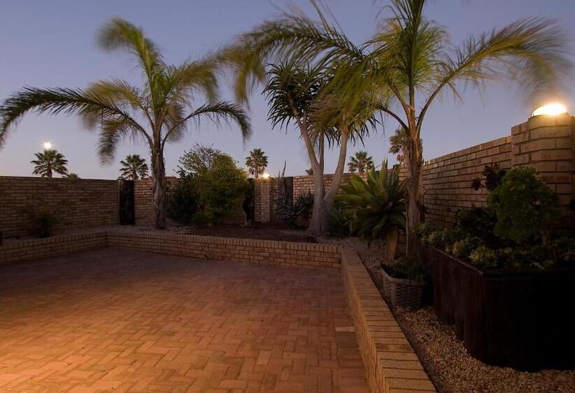 Номер Стандарт, Royal Palms Guest House