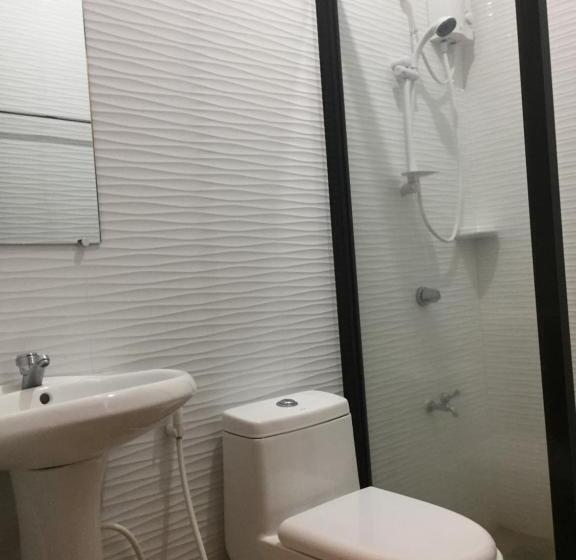 商务房间, Hollywood Suites