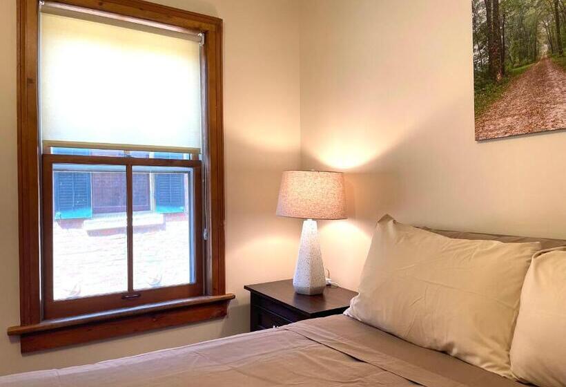 수피리어 룸, Riverboat Suites