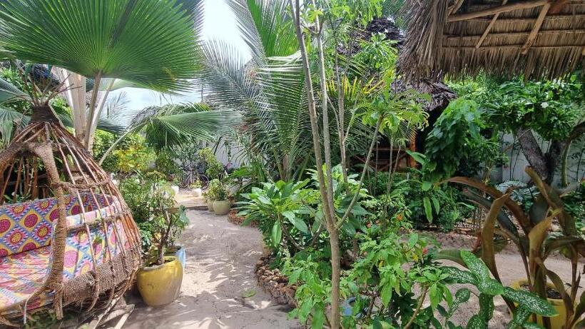 Economy Triple Room, Salama & Mbuyuni Bungalows