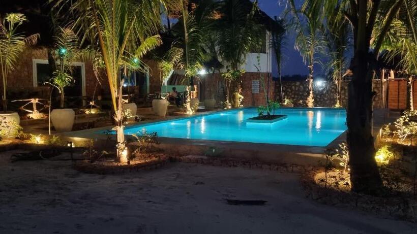 بانگلوی لوکس, Salama & Mbuyuni Bungalows