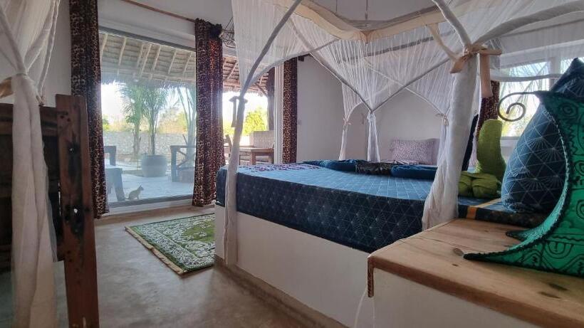 بانگلوی لوکس, Salama & Mbuyuni Bungalows