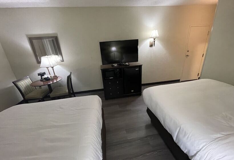 Номер Стандарт 2 Двуспальные Кровати, Comfort Inn Pinehurst   Southern Pines