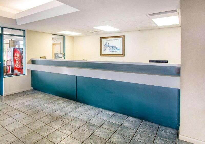 Стандартный Номер Кровать Кинг, Rodeway Inn