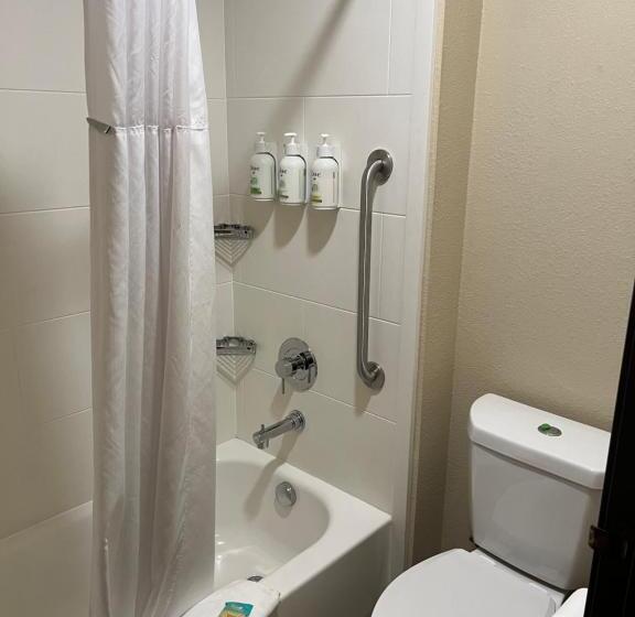 اتاق استاندارد, Wingate By Wyndham Pittsburgh West Mifflin