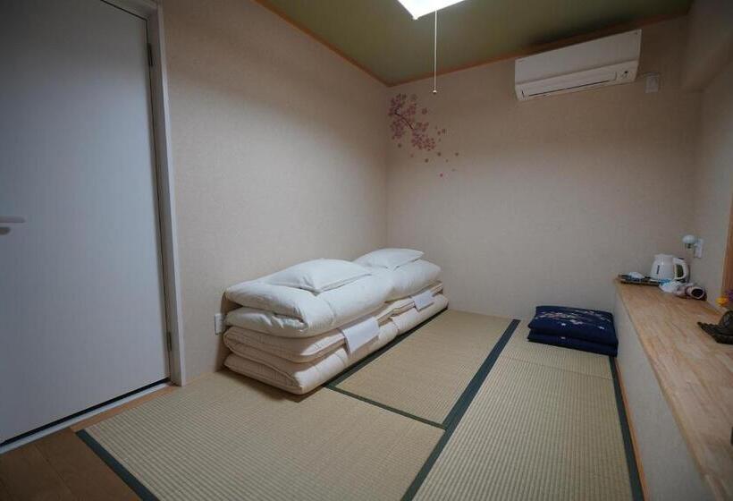اتاق استاندارد, Uji Tea Inn