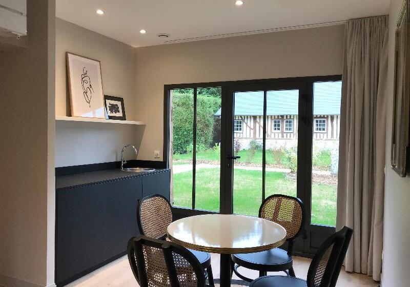 سوییت, Les Manoirs Des Portes De Deauville   Small Luxury Hotel Of The World